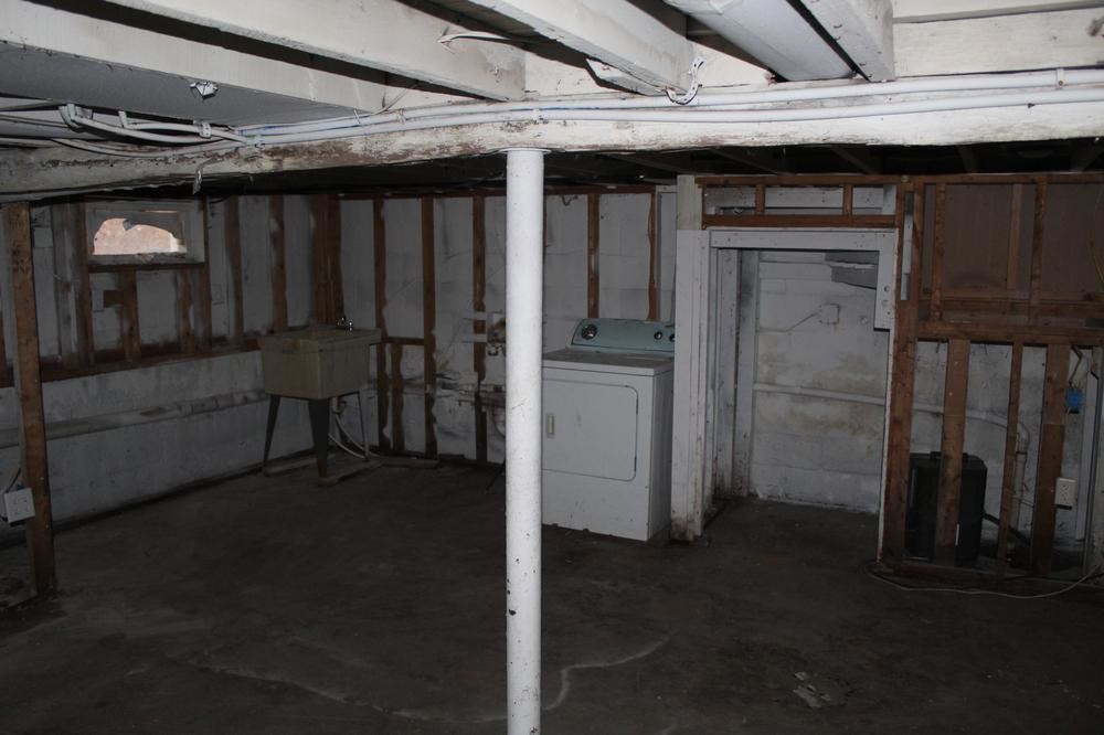 3853 E Stein Rd., La Salle, MI