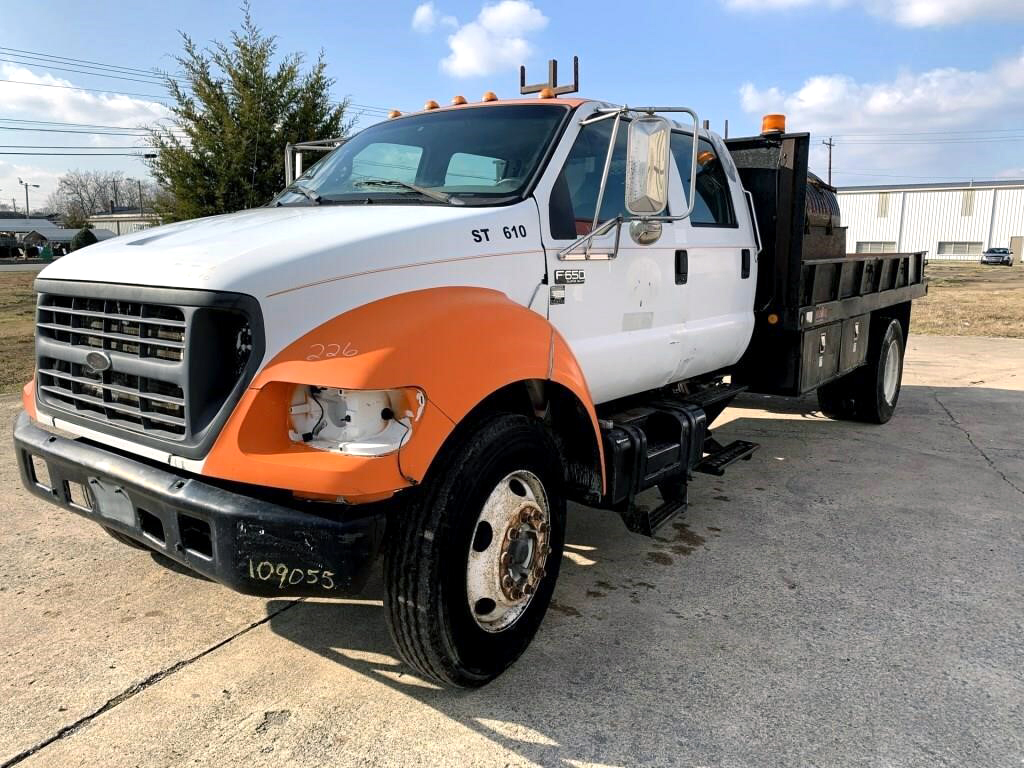 2000 Ford F-650 SuperDuty CrewCab Utility