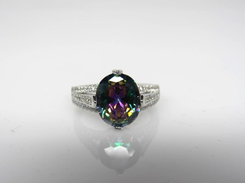 3.5 ct Mystic & Topaz Ring