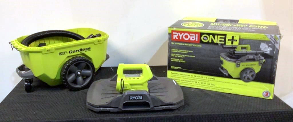 Ryobi Cordless 6 Gallon Wet / Dry Vacuum P770