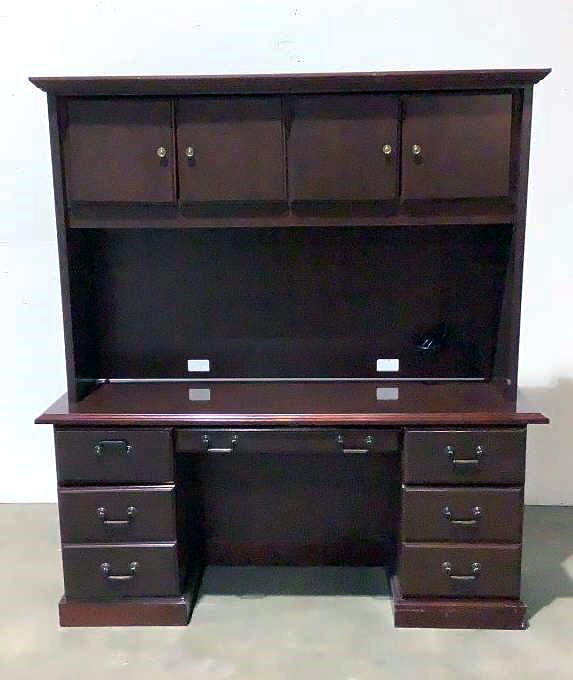 Miller Desk With Hutch