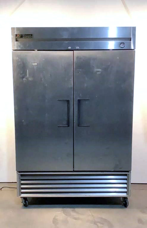 True 2 Door Rolling Refrigerato - 40