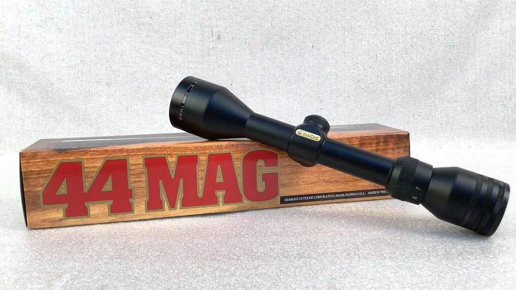 Simmons 44 MAG Riflescope