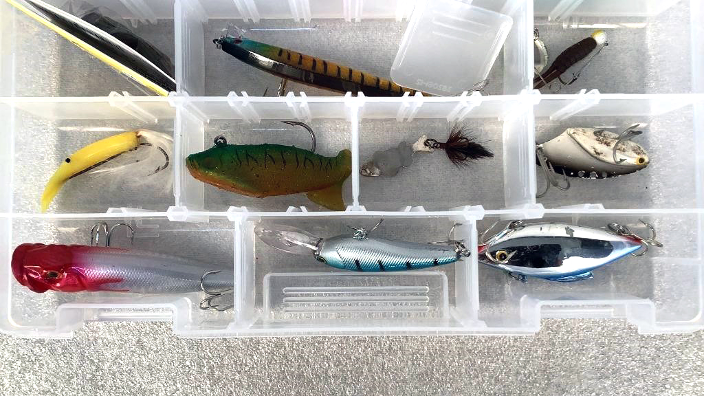 Assorted Fishing Lures Medium Box