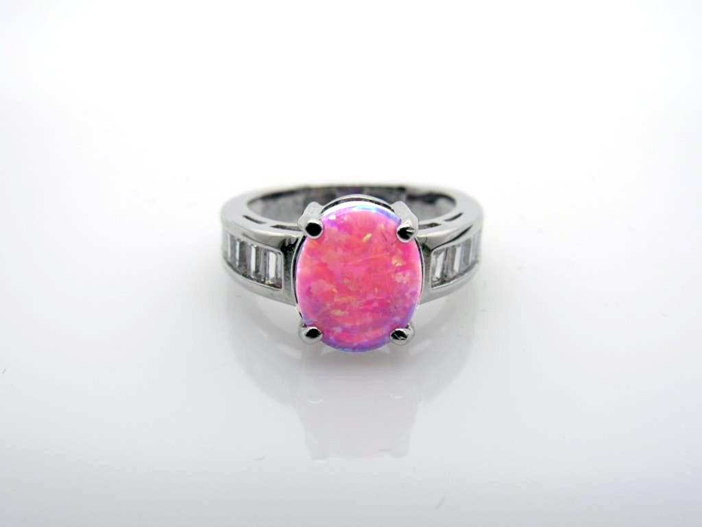 3.75 ct Pink Opal & White Topaz Ring - 65