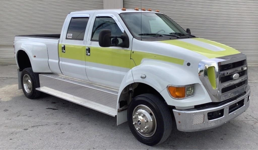 2008 Ford F-650 SD Crew Cab 2WD