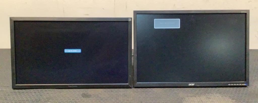 Monitors w/ Wall Mount