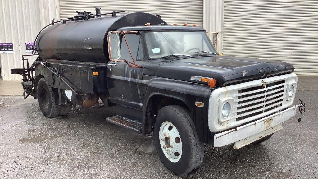 Ford F-600 Asphalt Tanker 2WD *INOP*