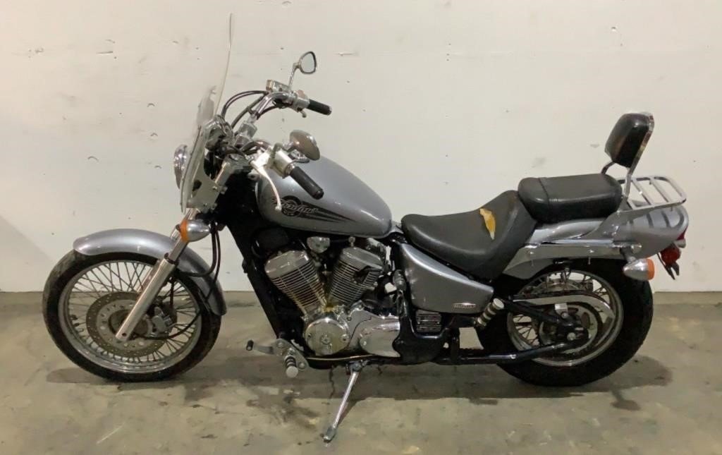 2004 Honda Shadow VT600CD