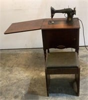 Singer Antique Sewing Machine With Stool