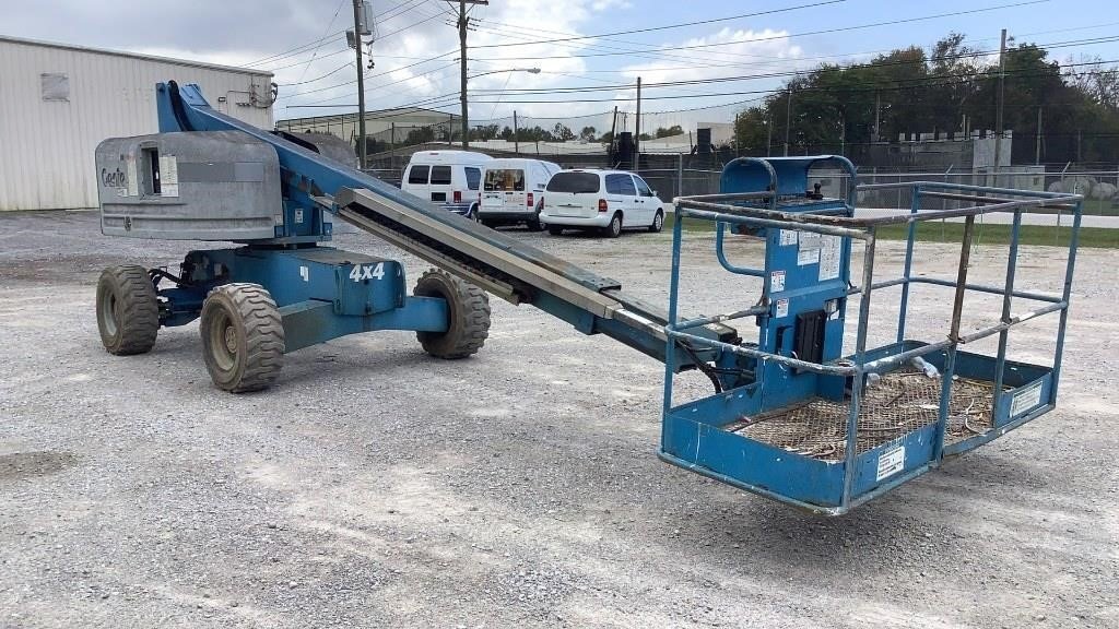 2011 Genie Telescopic Boom Lift S-40