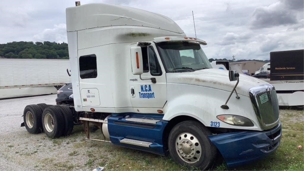 2010 International ProStar Premium 6X4 Sleeper INO