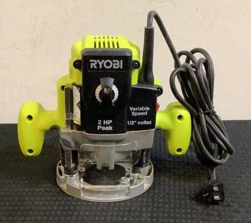 Ryobi 2 Peak HP Plunge Base Router PE180PL1G