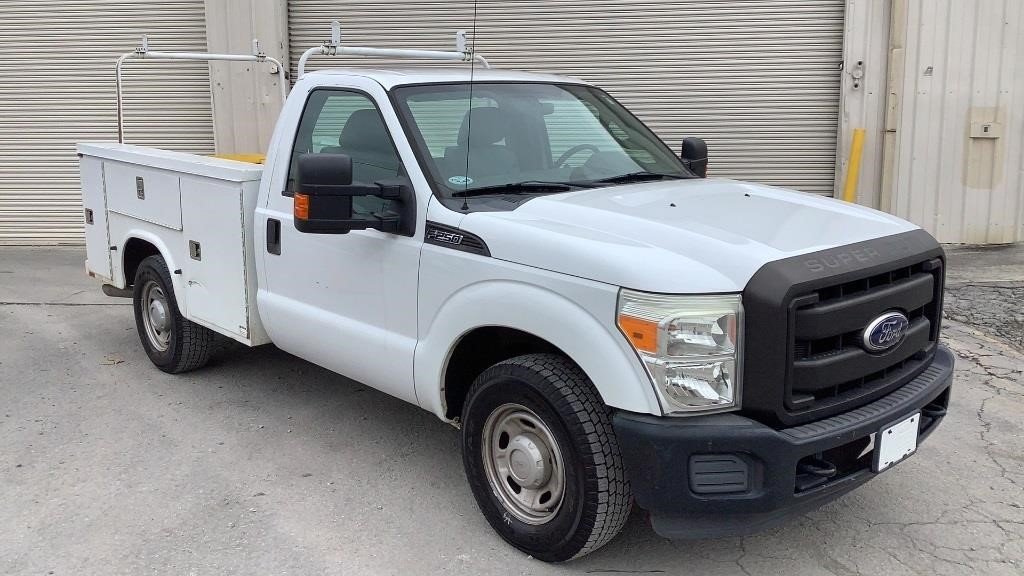 2011 Ford F-250 SuperDuty XL Service Truck