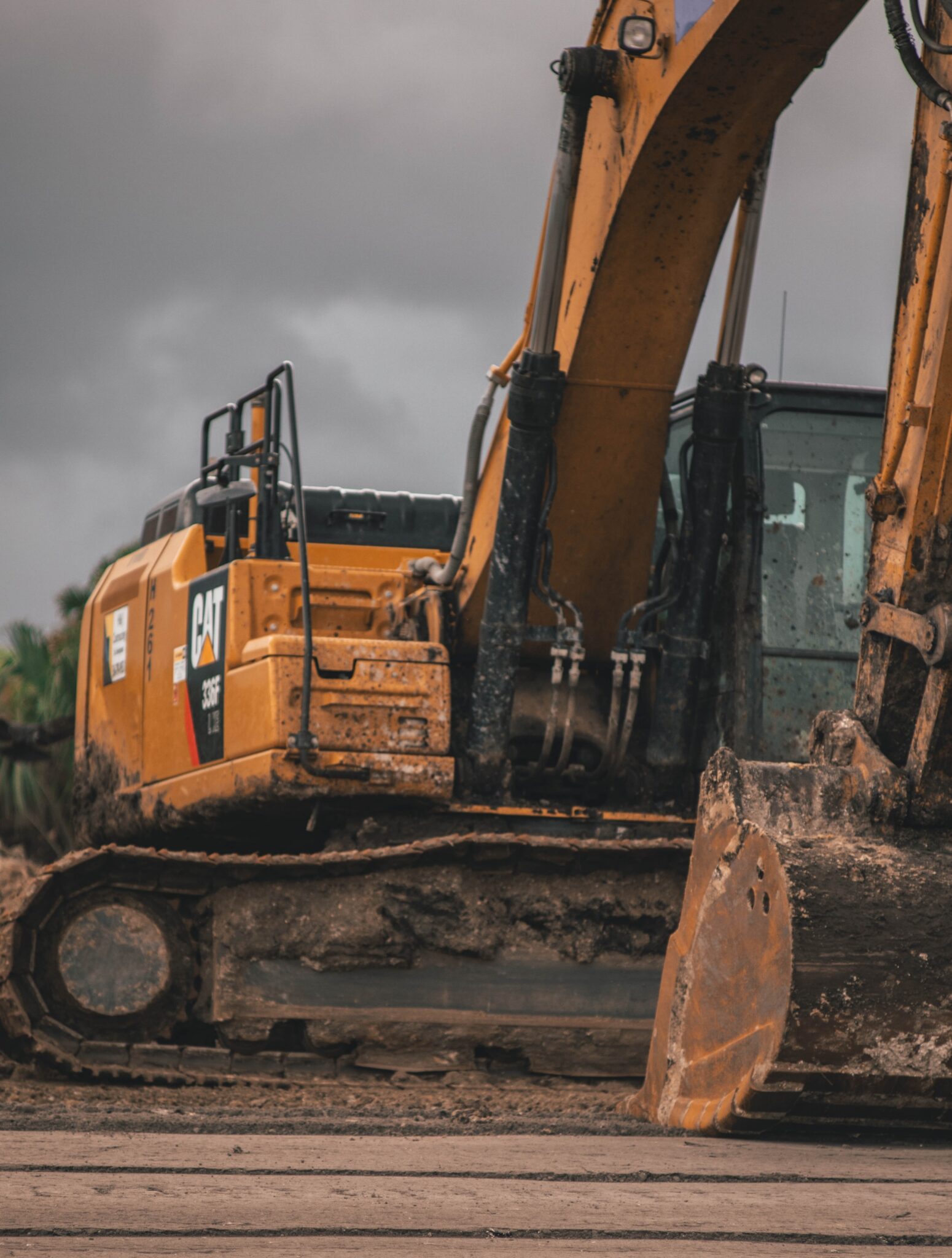 CAT excavator - sell heavy equipment